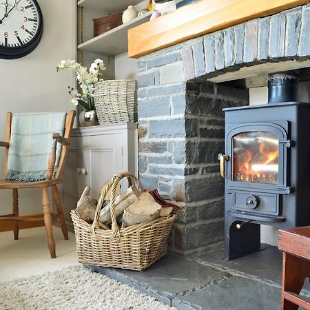 Maes Y Bryn Farmhouse Llanwrda Экстерьер фото